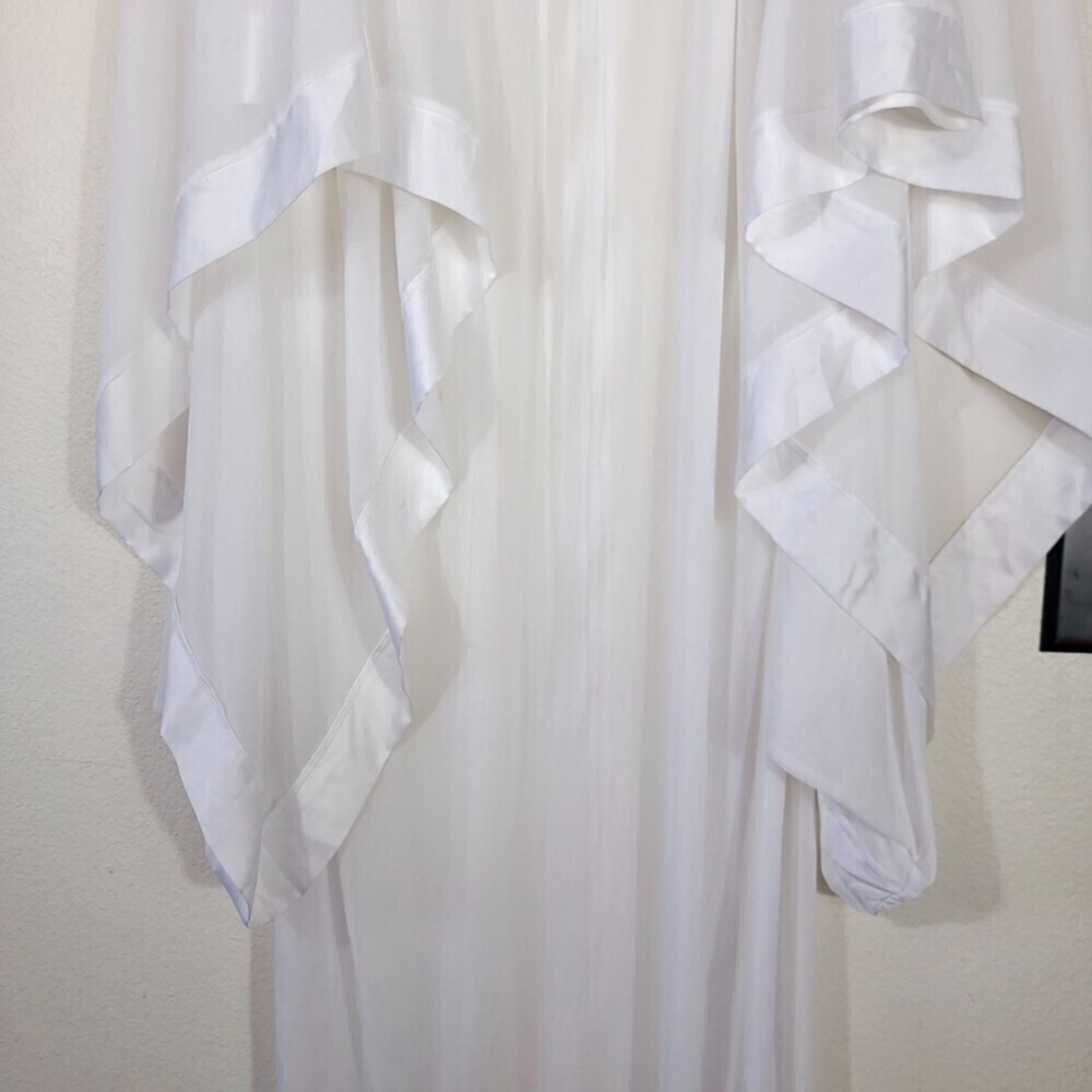 NWT Hot As Hell Yoko Kimono Sheer Hooded Robe Boho Cover Up White Satin One Size - Picture 15 of 16